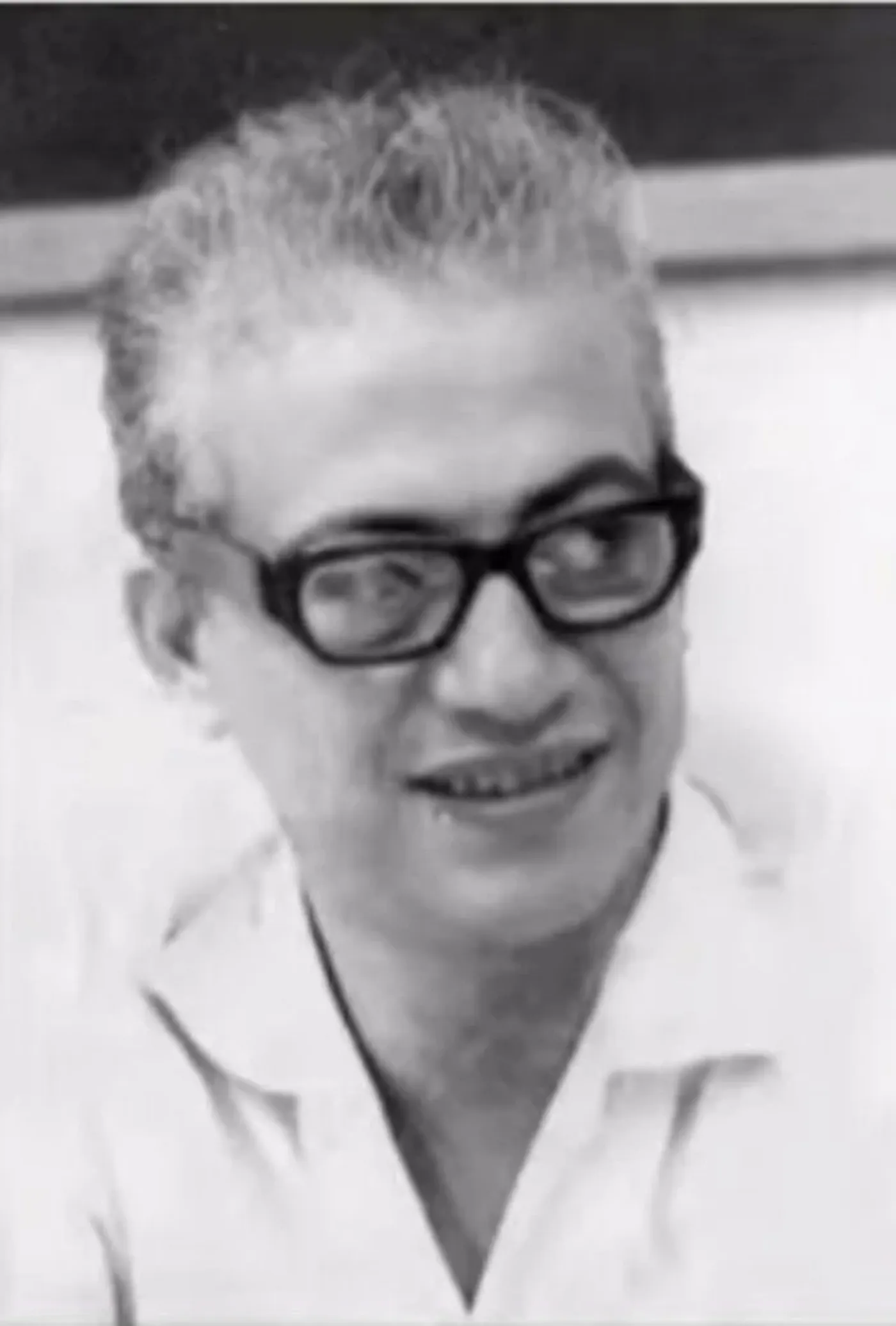 اللص والكلاب (1975)